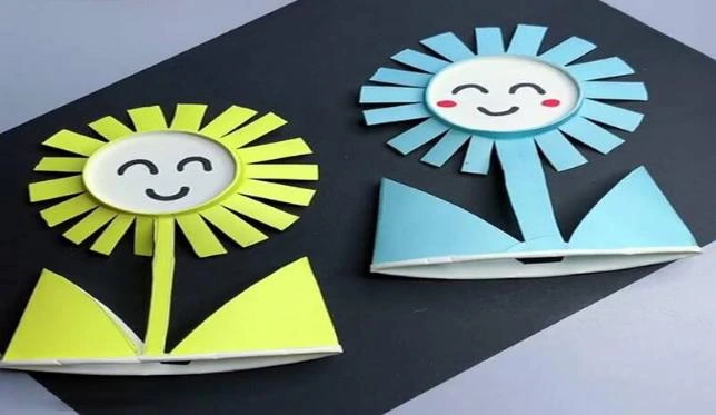 کاردستی گل با ظرف یکبار مصرف